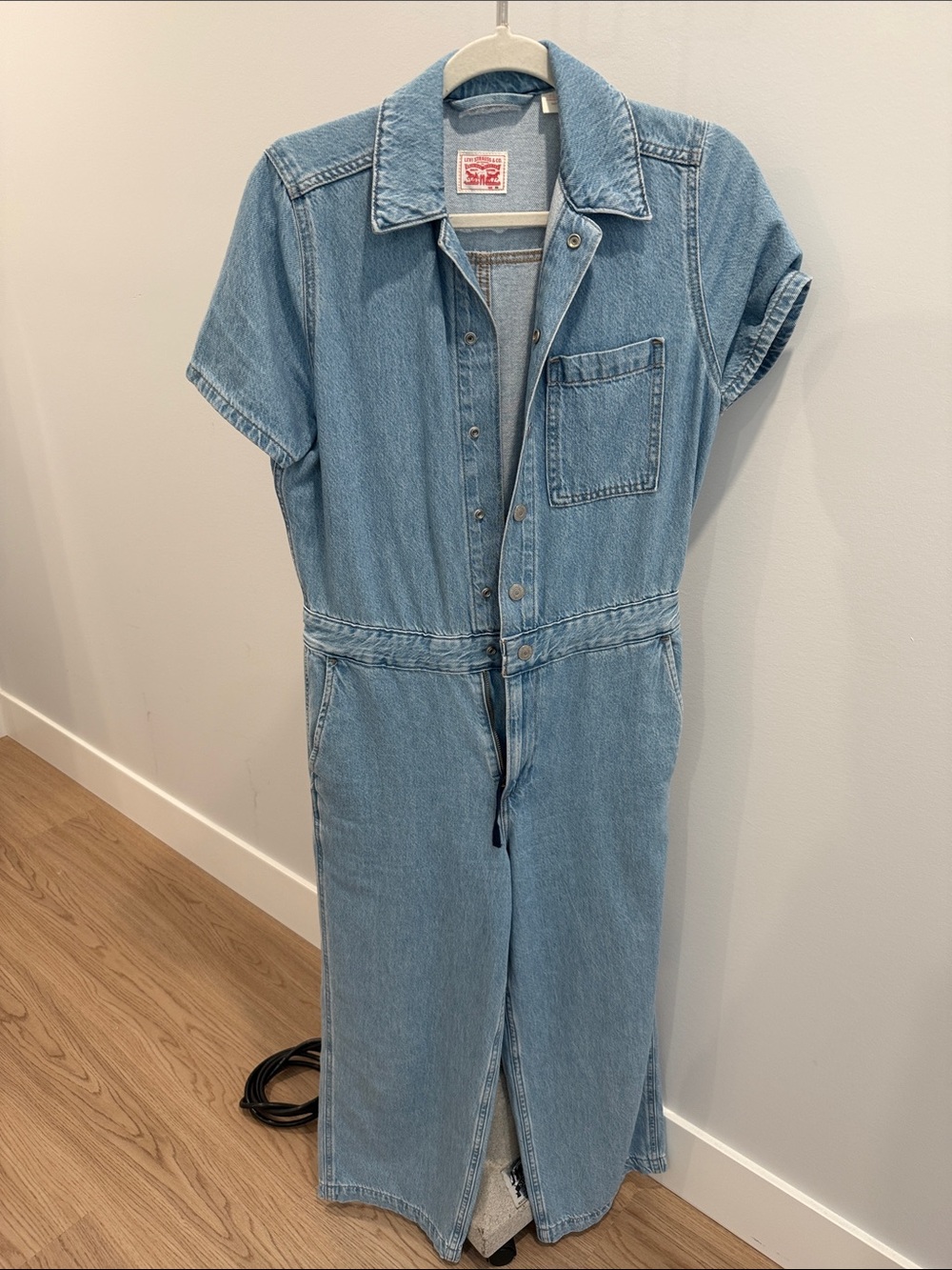 Levi’s shirt sleeve denim utility jumpsuit - size XS